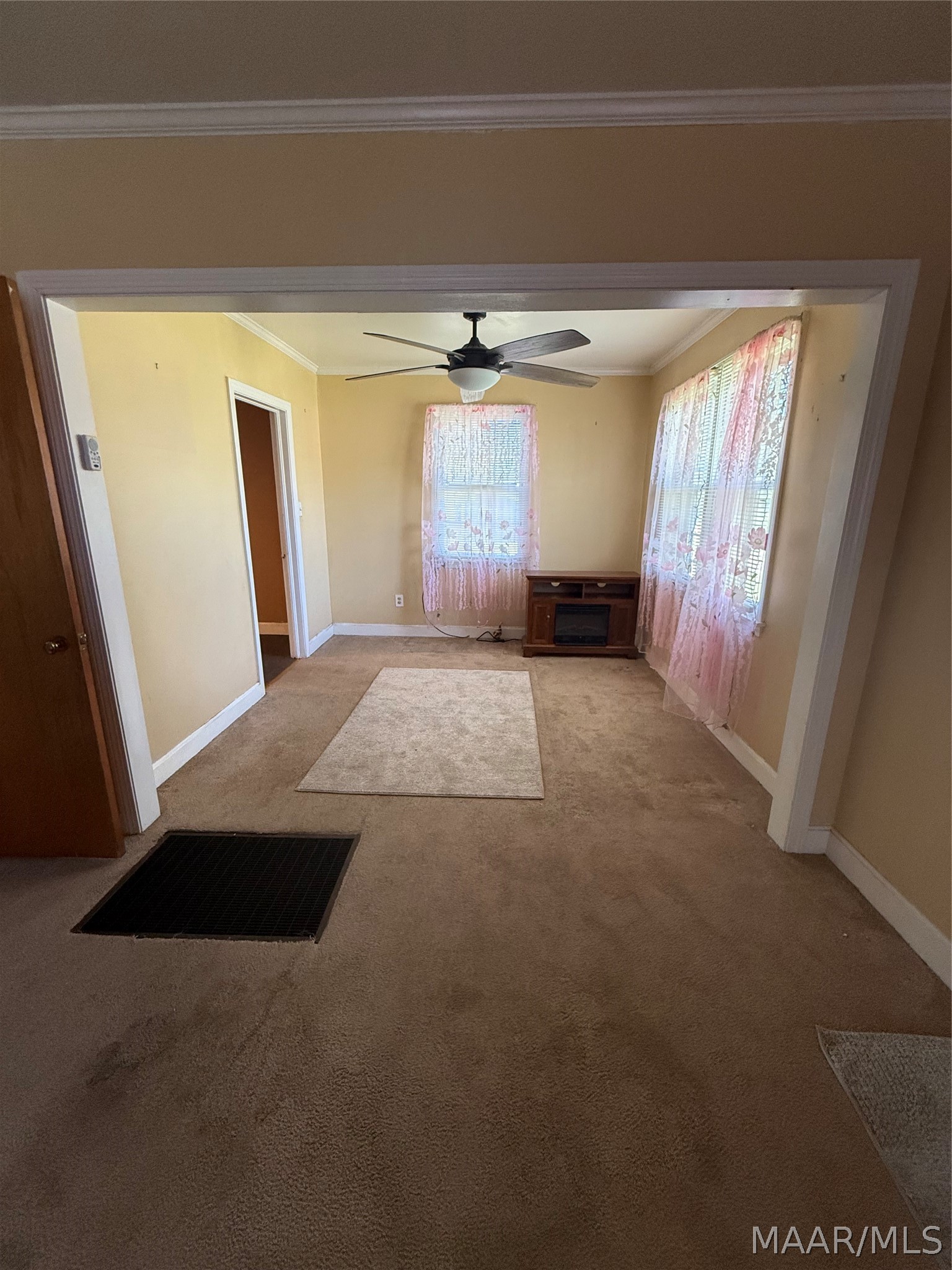 2200 Elkdale Street - Photo 3