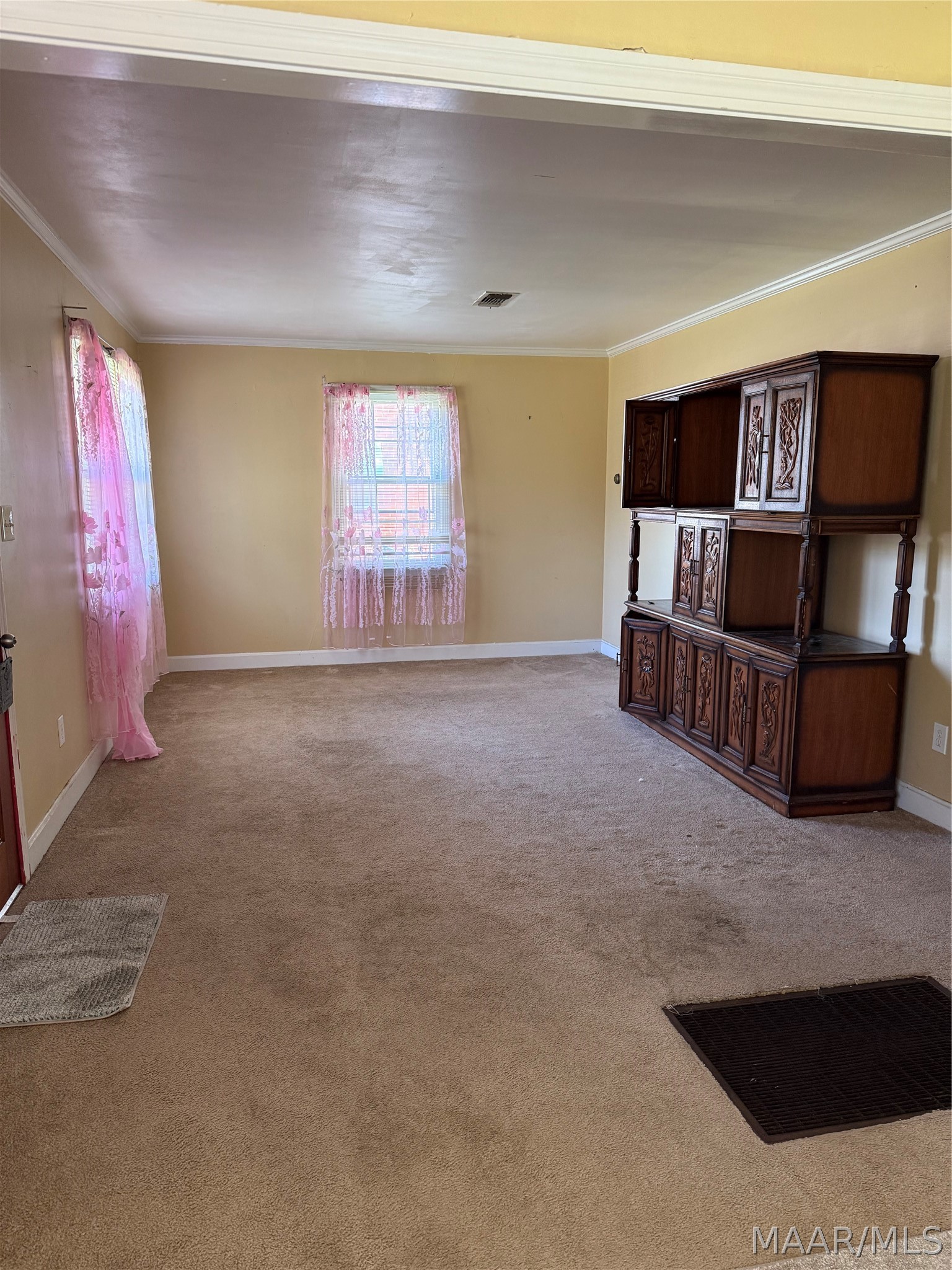 2200 Elkdale Street - Photo 2
