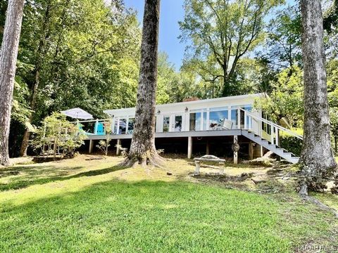 Photo of 1345 Island Road, Titus, AL 36080 (MLS # 583697)