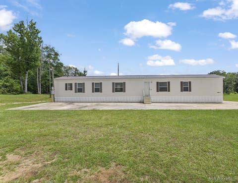 Photo of 694 County Road 33, Prattville, AL 36067 (MLS # 588946)