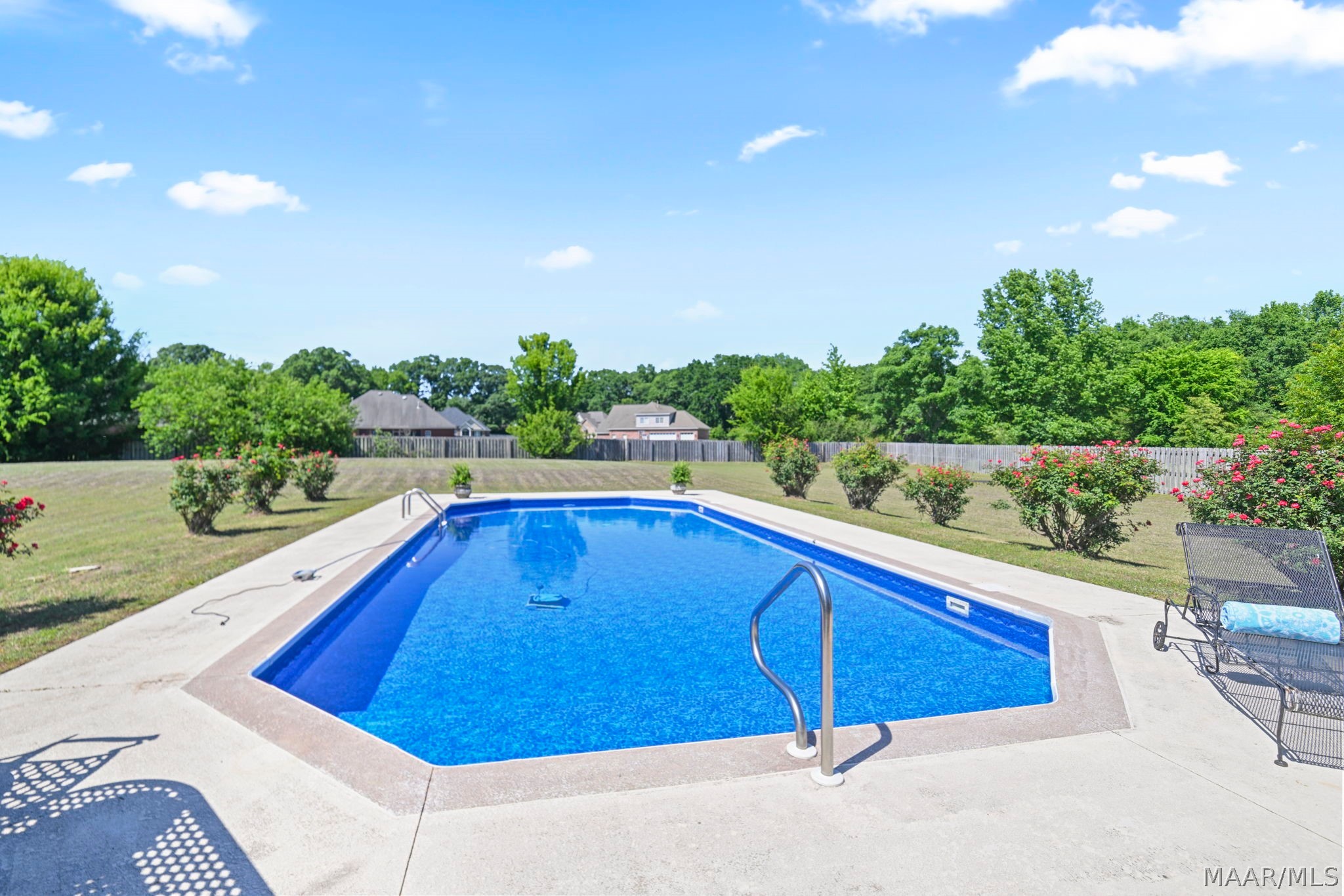 2713 WYNFREY Drive - Photo 3