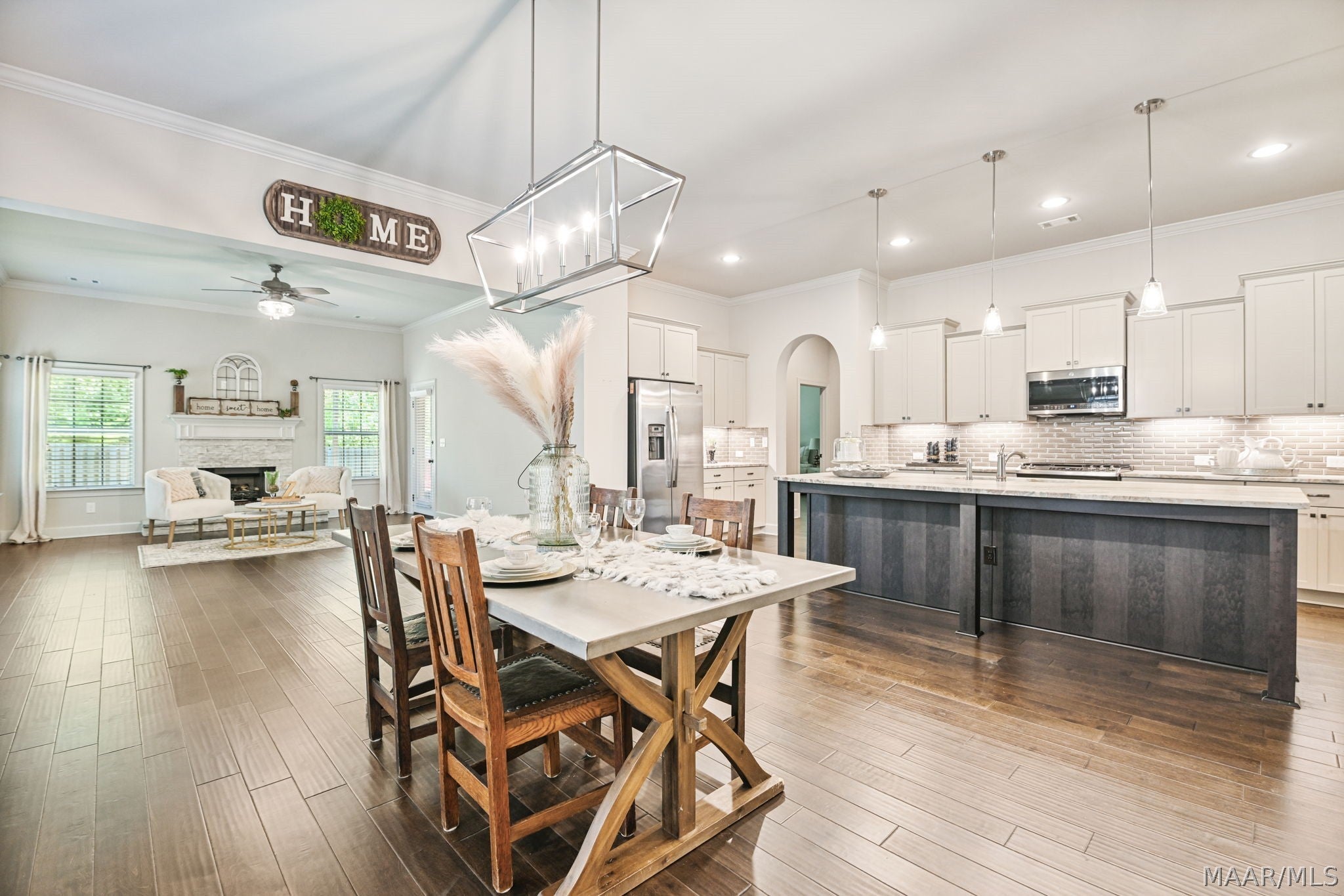 8513 Sunrise Loop - Photo 3