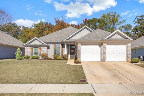 Photo of 741 Hedgefield Way, Prattville, AL 36066 (MLS # 581388)