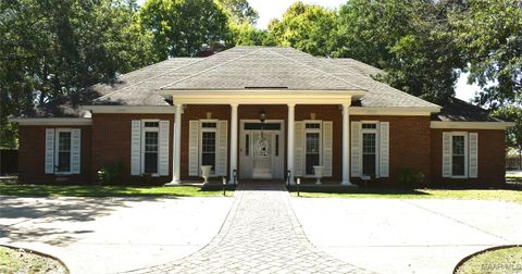 Photo of 1852 Wentworth Drive, Montgomery, AL 36106 (MLS # 579855)