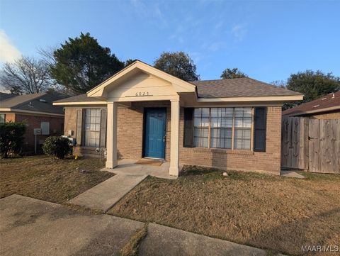 Photo of 6025 OLD CASTLE Place, Montgomery, AL 36109 (MLS # 582532)