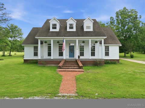 Photo of 428 Gibson Hills Drive, Pike Road, AL 36064 (MLS # 587298)