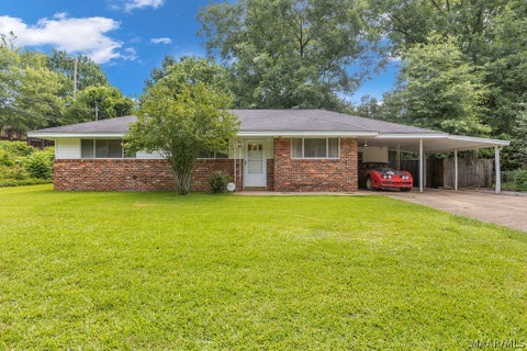 Photo of 543 GREEN RIDGE Road, Montgomery, AL 36109 (MLS # 587521)
