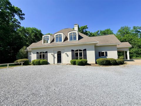 Photo of 169 Farmington Lane, Pike Road, AL 36064 (MLS # 585733)