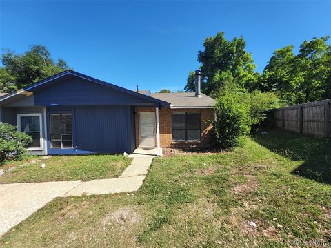 Photo of 49 GLENWOOD Court, Millbrook, AL 36054 (MLS # 586757)