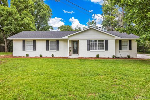 Photo of 20 1st Avenue, Wetumpka, AL 36092 (MLS # 587143)