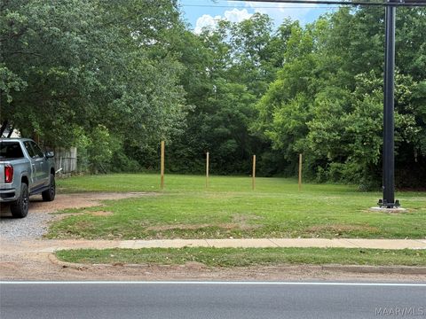 Photo of 717 Federal Drive, Montgomery, AL 36107 (MLS # 586868)