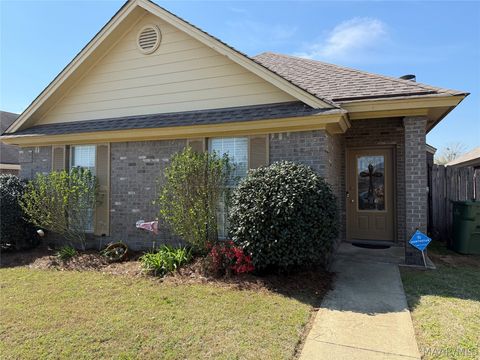 Photo of 8724 HALLWOOD Drive, Montgomery, AL 36117 (MLS # 584866)