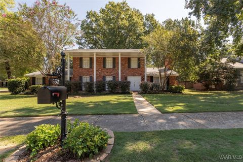 Photo of 552 CHATSWORTH Drive, Montgomery, AL 36109 (MLS # 579929)