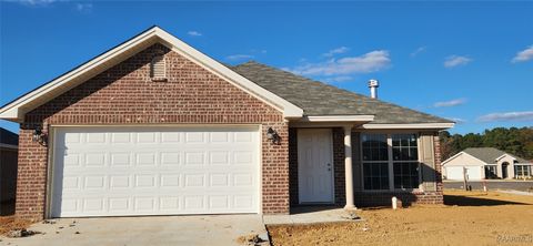 Photo of 45 Gaines Court, Wetumpka, AL 36092 (MLS # 581806)