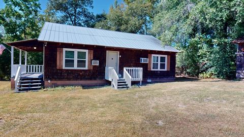Photo of 744 N Court Street, Prattville, AL 36067 (MLS # 581538)