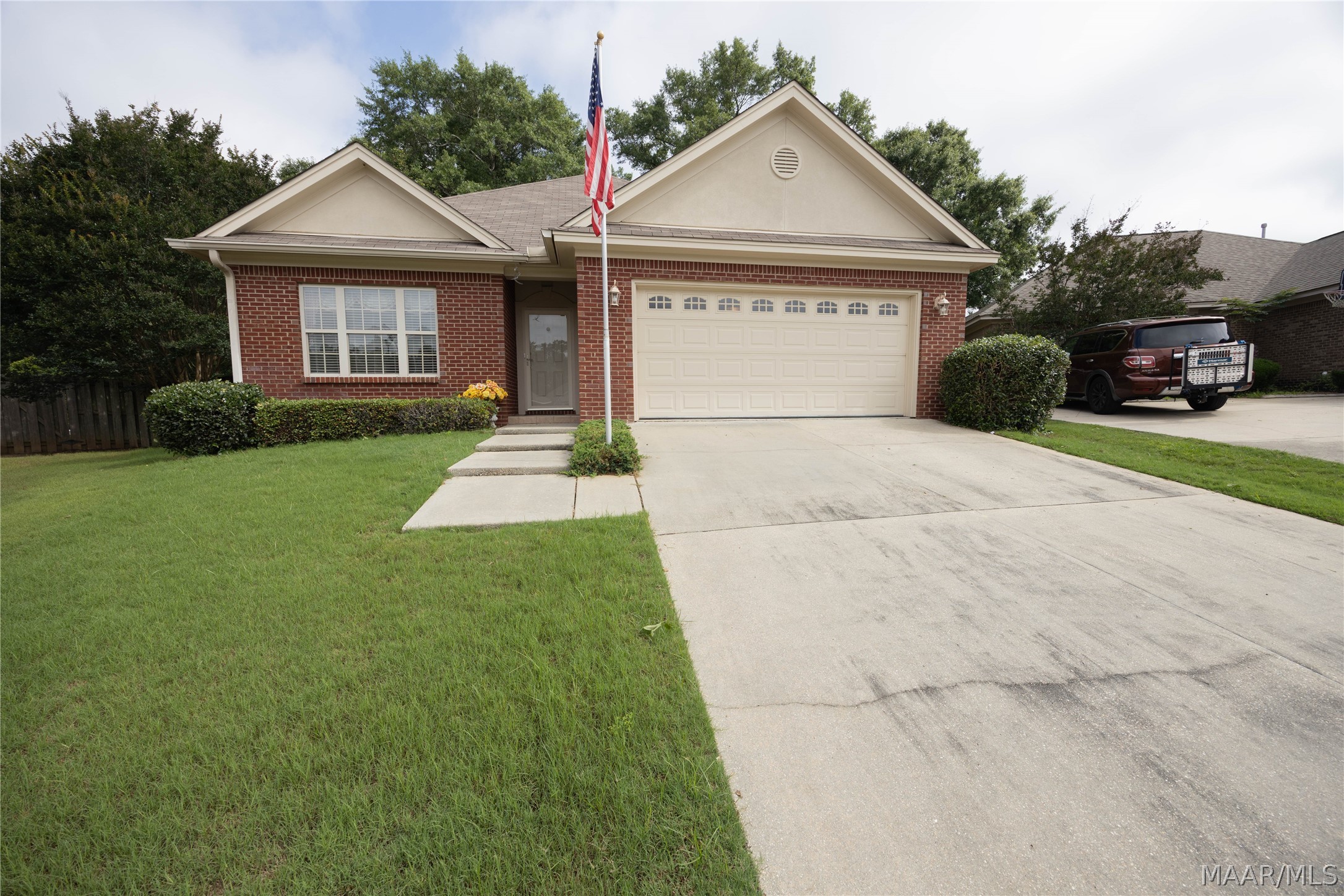 Photo 1 of 29 — 106 Sweet Meadow Court, Prattville, AL 36066
