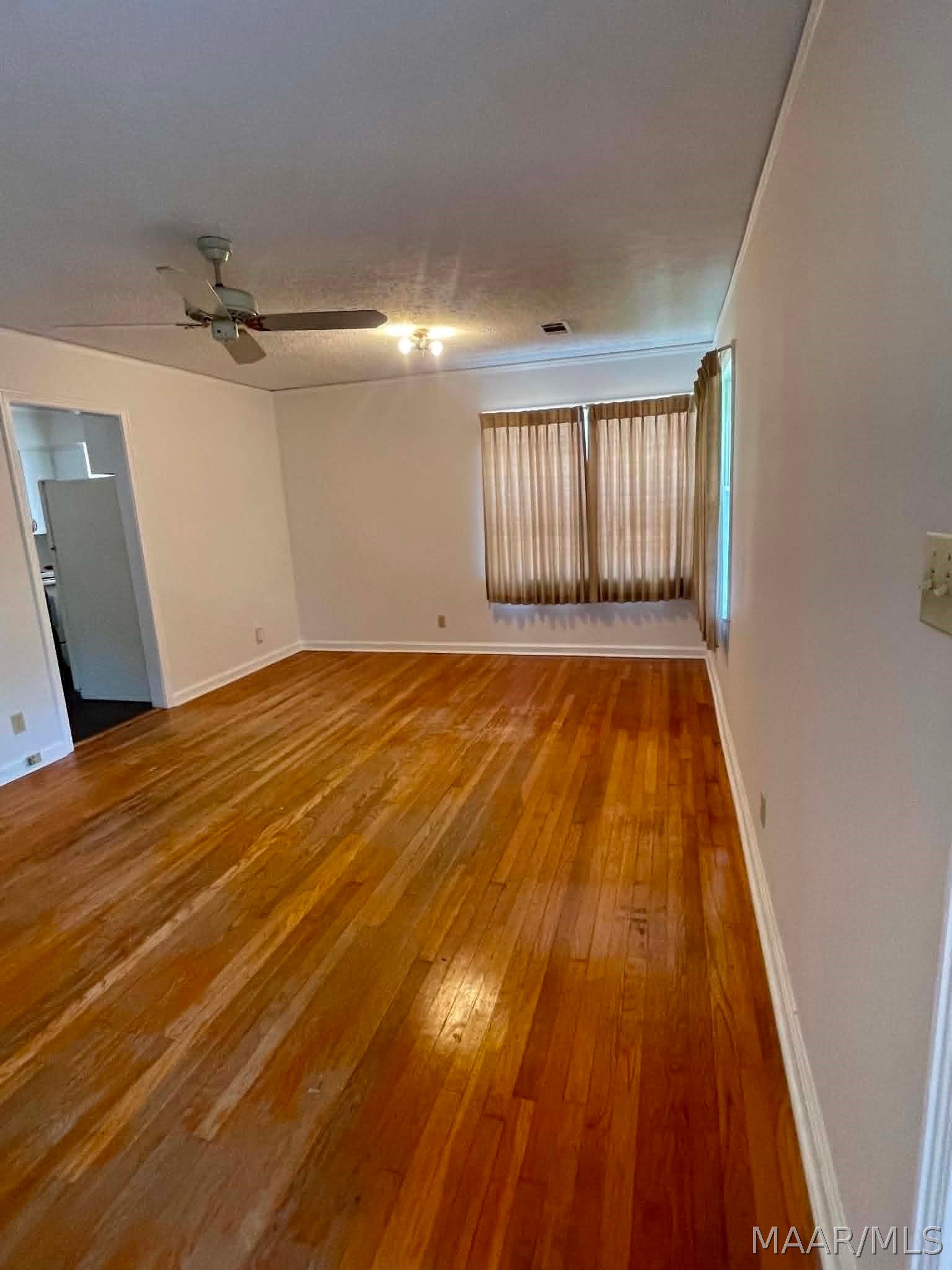 3019 Cabot Street - Photo 4