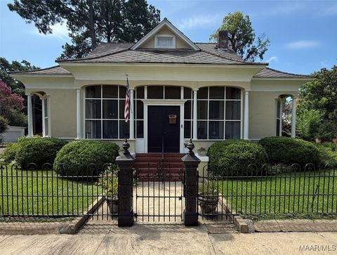 Photo of 520 Selma Avenue, Selma, AL 36701 (MLS # 582959)