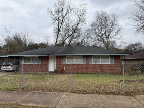 Photo of 215 DESTIN Street, Montgomery, AL 36110 (MLS # 583283)