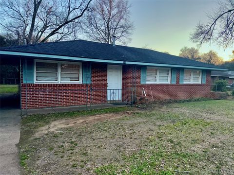 Photo of 215 DESTIN Street, Montgomery, AL 36110 (MLS # 583283)