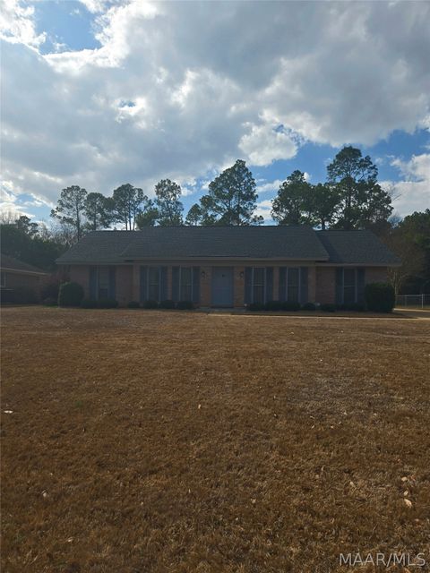 Photo of 331 Seminole Drive, Montgomery, AL 36117 (MLS # 584000)