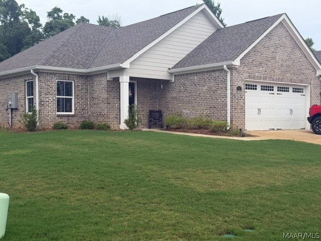 Photo 1 of 25 — 88 Trevor Drive, Millbrook, AL 36054