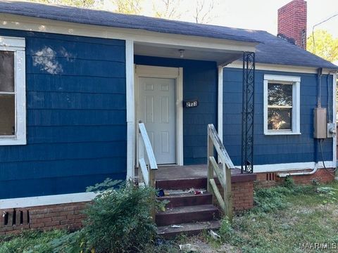 Photo of 2933 Lower Wetumpka Road, Montgomery, AL 36110 (MLS # 583278)