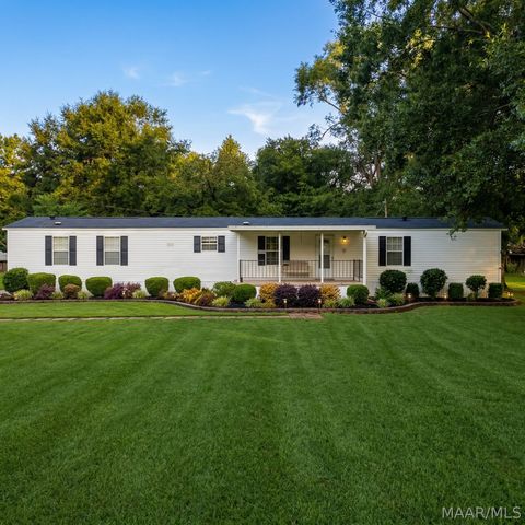 Photo of 1106 ALABAMA Street, Prattville, AL 36067 (MLS # 585232)