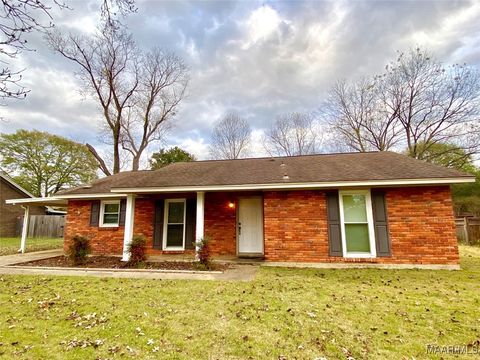 Photo of 6730 Governors Drive, Elmore, AL 36025 (MLS # 582164)