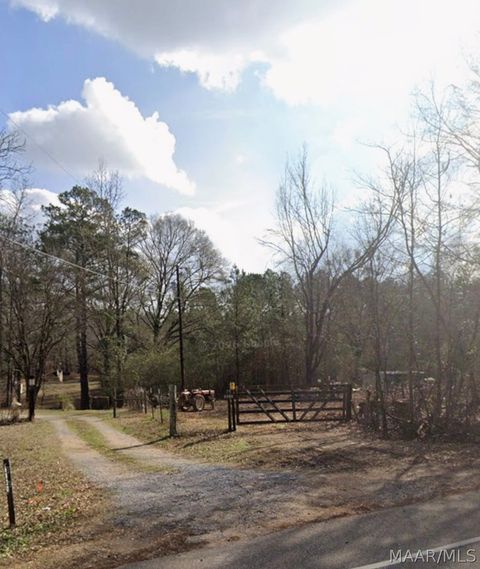 Photo of 6790 Deatsville Highway, Deatsville, AL 36022 (MLS # 586811)