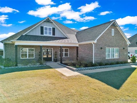 Photo of 1482 Tullahoma Drive, Prattville, AL 36066 (MLS # 583059)