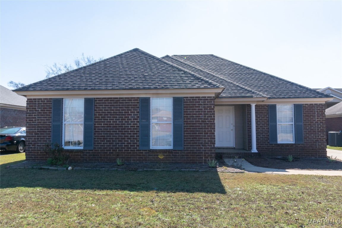 Photo 1 of 35 — 1920 Regent Road, Prattville, AL 36066