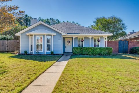 Photo of 3876 BERKSHIRE Drive, Montgomery, AL 36109 (MLS # 581052) Photo of 3876 BERKSHIRE Drive, Montgomery, AL 36109 (MLS # 581052)
