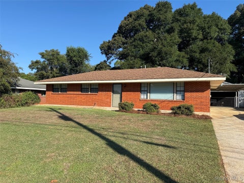 Photo of 124 Patrick Street, Prattville, AL 36067 (MLS # 591269)