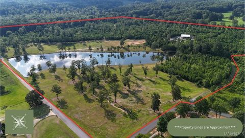 Photo of 58 Cross Creek Road, Alexander City, AL 35010 (MLS # 577775)