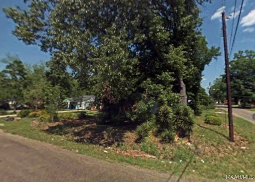 Photo 1 of 3 — 2100 Elkdale Street, Selma, AL 36701