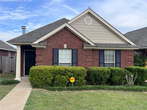 Photo of 1229 WESTFIELD Lane, Montgomery, AL 36117 (MLS # 586038)