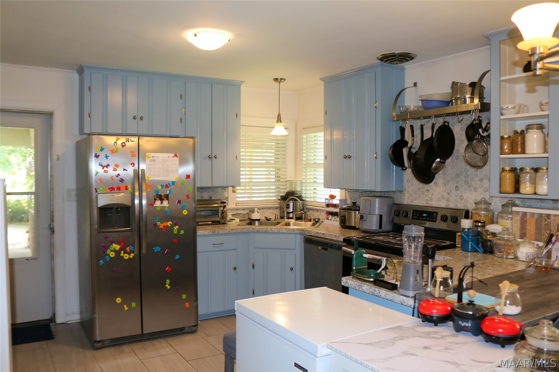 3503 S Georgetown Drive - Photo 2