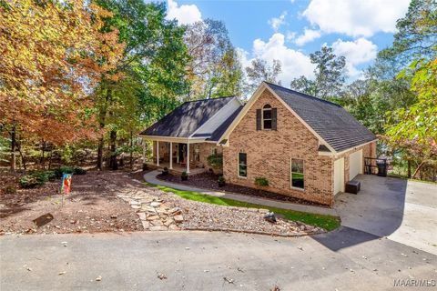 Photo of 104 Lakewood Lane, Dadeville, AL 36853 (MLS # 581560)