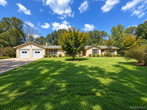 Photo of 302 Elm Avenue, AL 36763 (MLS # 590557)