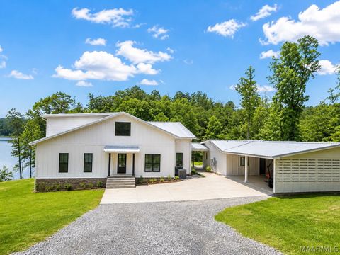 Photo of 863 County Road 481 Road, Clanton, AL 35046 (MLS # 585923)