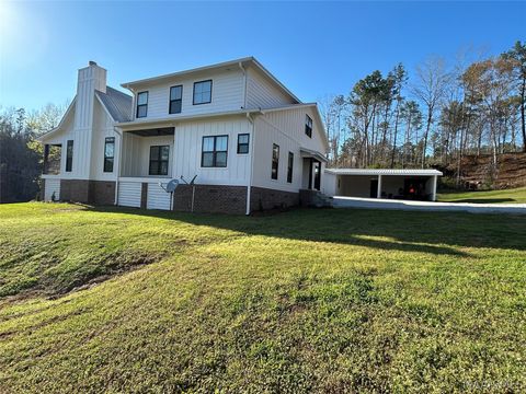 Photo of 863 County Road 481 Road, Clanton, AL 35046 (MLS # 585923)