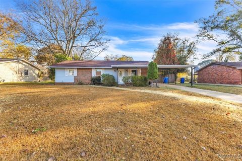 Photo of 109 Warwick Drive, Prattville, AL 36066 (MLS # 581819)