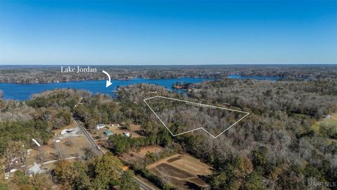 Photo of 15 Mimosa Road, Deatsville, AL 36022 (MLS # 582453)