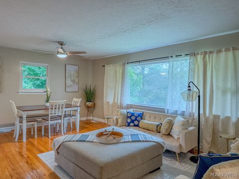 Photo of 1002 Rosedale Drive, Montgomery, AL 36107 (MLS # 583888)