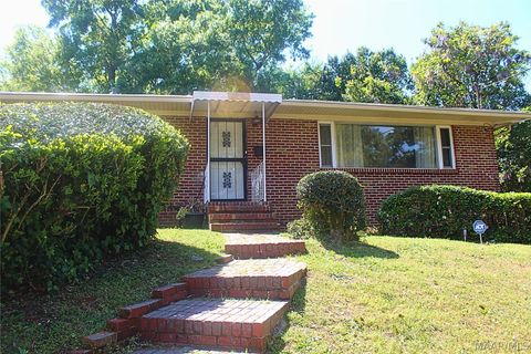 Photo of 1002 Rosedale Drive, Montgomery, AL 36107 (MLS # 583888)