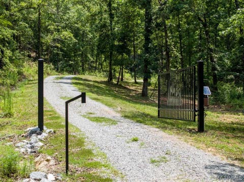 Photo of 411 Oak Valley Road, Deatsville, AL 36022 (MLS # 588632)