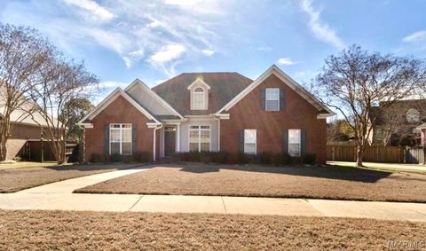 Photo of 145 E Poplar Street, Prattville, AL 36066 (MLS # 582846)