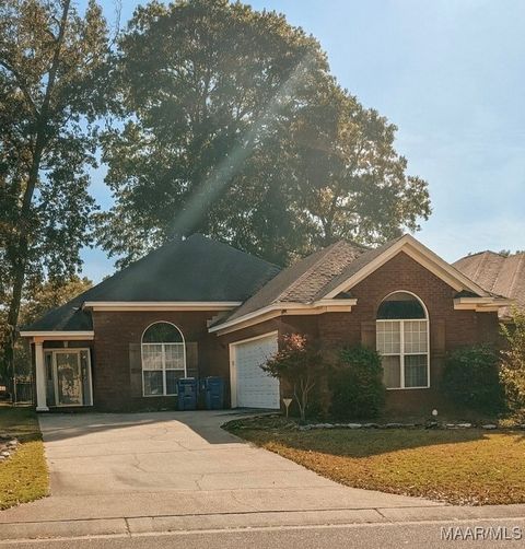 Photo of 49 RIVER BIRCH Circle, Wetumpka, AL 36092 (MLS # 581130) Photo of 49 RIVER BIRCH Circle, Wetumpka, AL 36092 (MLS # 581130)