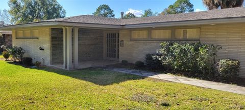 Photo of 3628 Bankhead Avenue, Montgomery, AL 36111 (MLS # 581535)